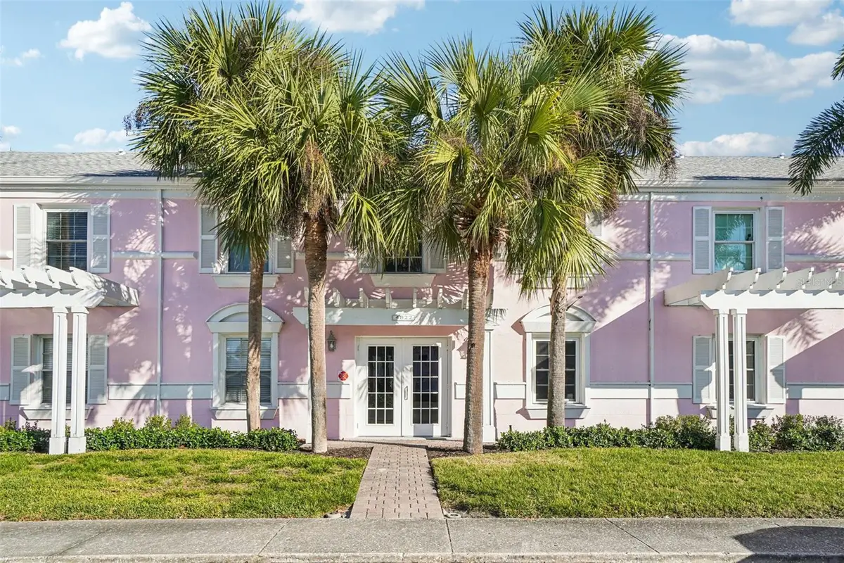 4822 Coquina Key Drive Se #B, Saint Petersburg, FL 33705 - Image #1