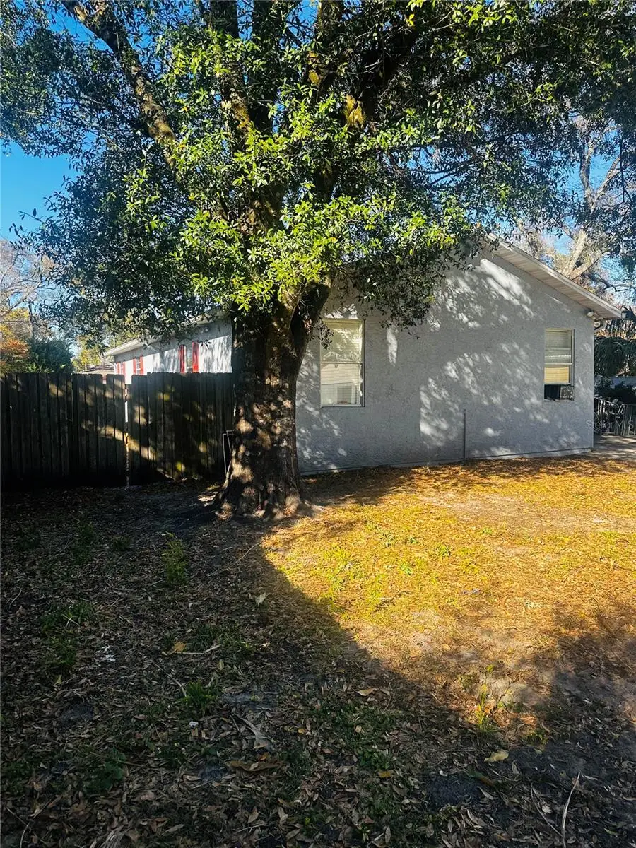 1304 W Burger Street, Tampa, FL 33604 - Image #2