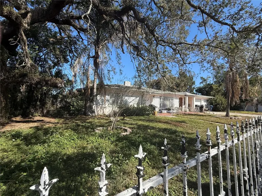 3206 E Giddens Avenue, Tampa, FL 33610 - Image #2