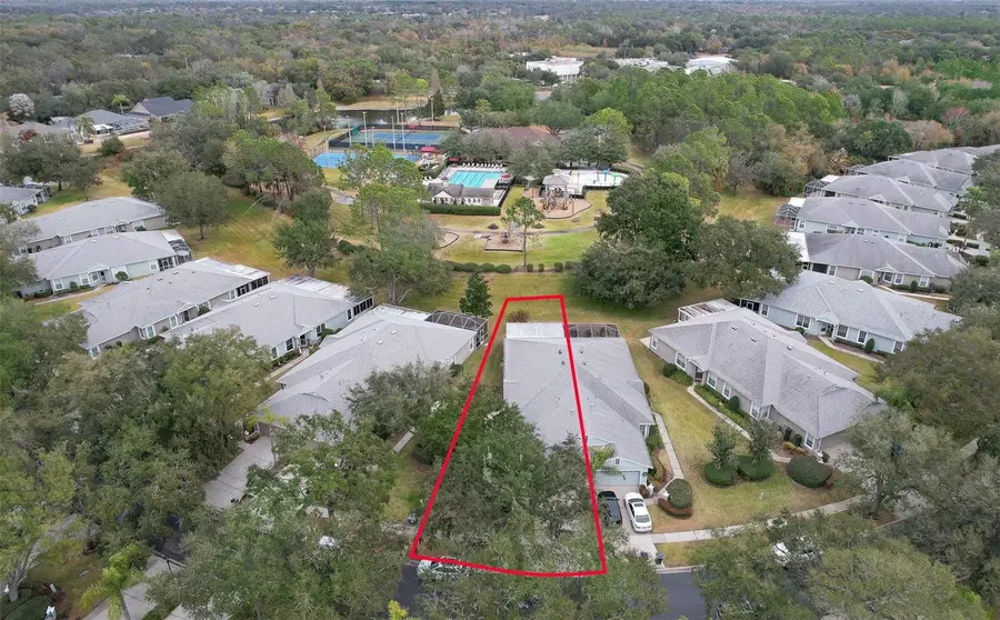 5734 Heronpark Place, Lithia, FL 33547 - #2