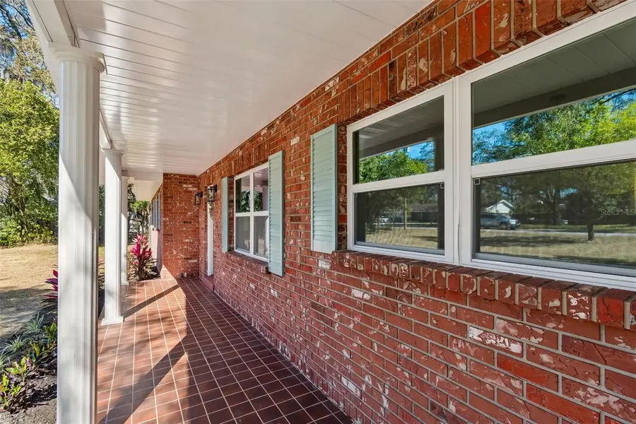 12105 N 53rd Street, Temple Terrace, FL 33617 - #2