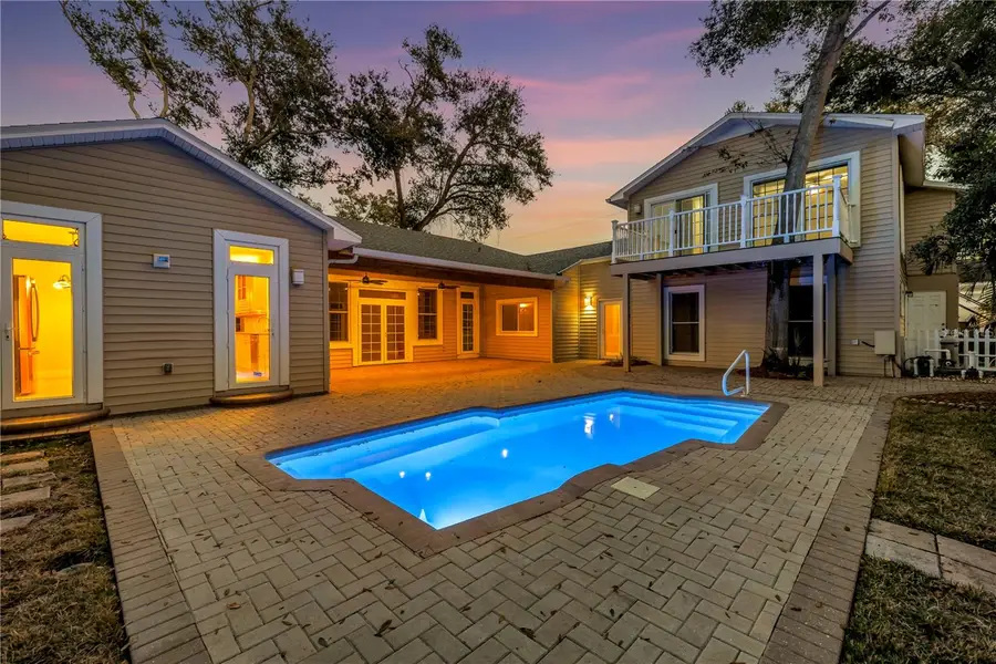 546 26th Avenue N, Saint Petersburg, FL 33704 - #3