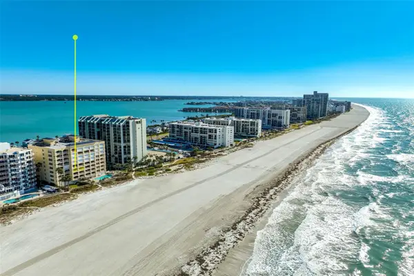 1370 Gulf Boulevard #403, CLEARWATER BEACH, FL 33767