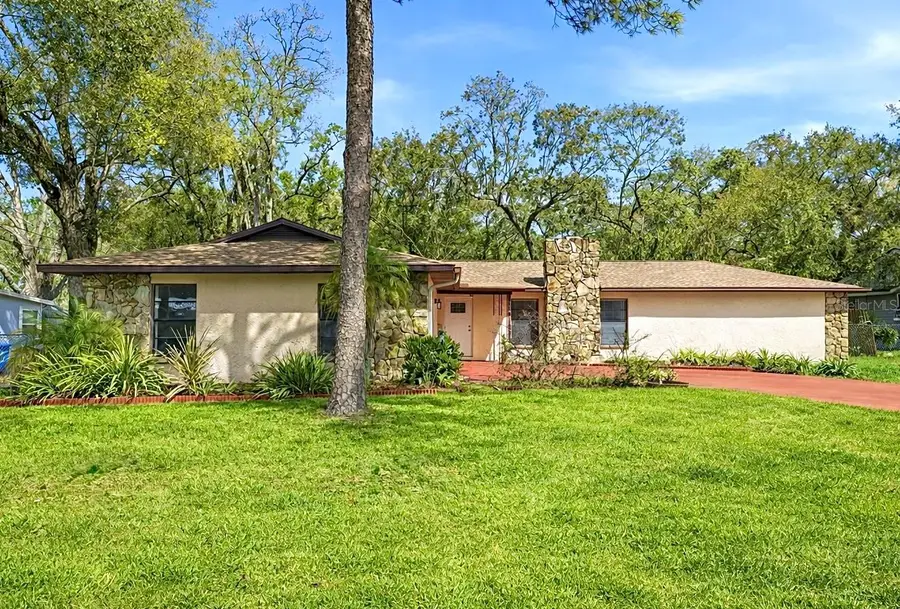 314 E 137th Avenue, Tampa, FL 33613 - #2