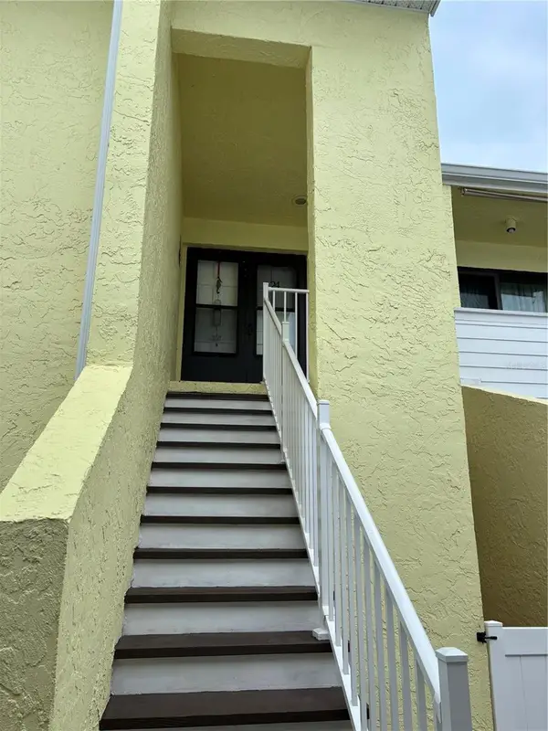 1 Windrush Boulevard #24, INDIAN ROCKS BEACH, FL 33785