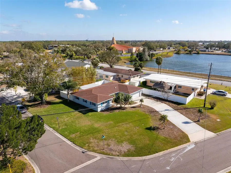 7891 1st Street Ne, Saint Petersburg, FL 33702 - Image #2