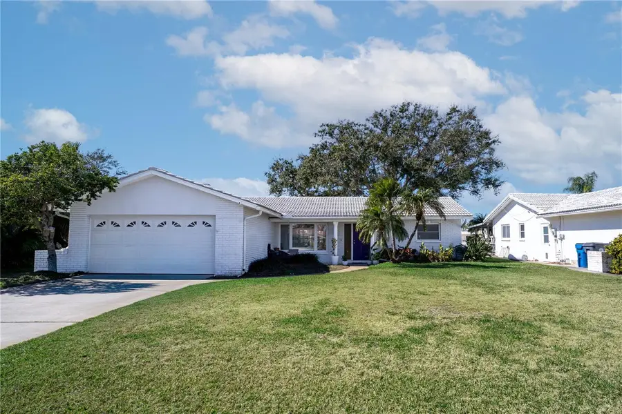 11800 6th Street E, Treasure Island, FL 33706 - #2