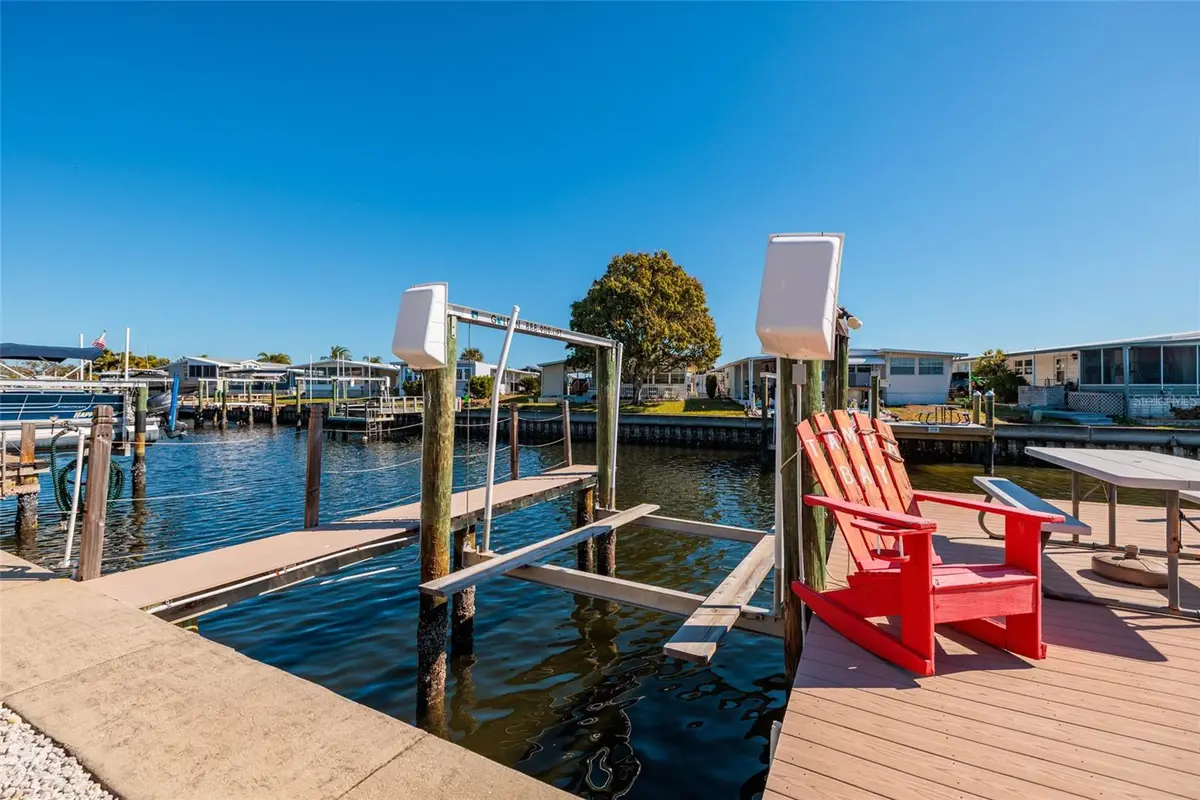 134 Americana Court Ne #216, Saint Petersburg, FL 33702 - Image #1