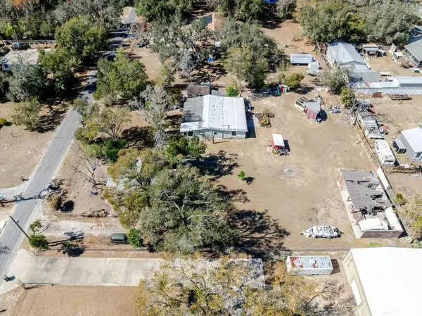 4004 Amber Road, VALRICO, FL 33594