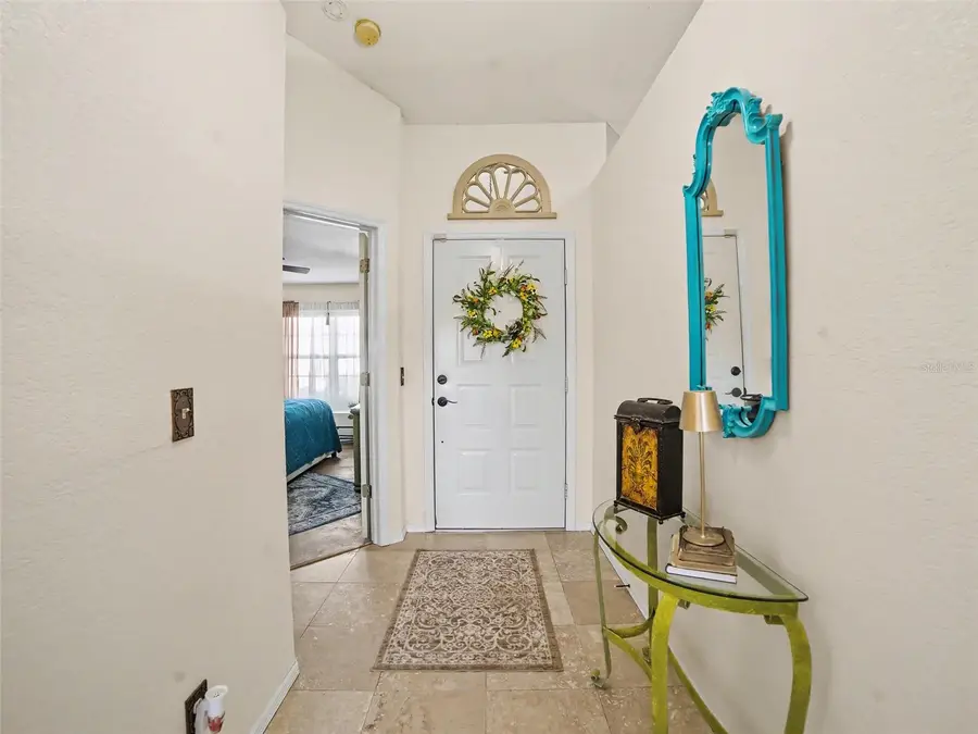 1113 Vinetree Drive, Brandon, FL 33510 - #3