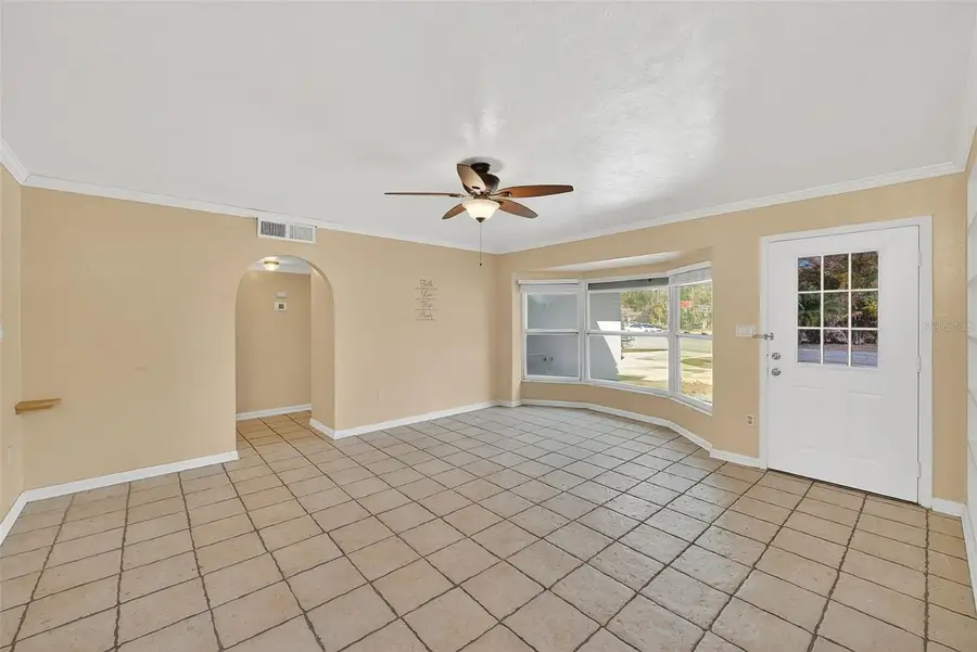 3946 Omega Circle, Sarasota, FL 34235 - #2