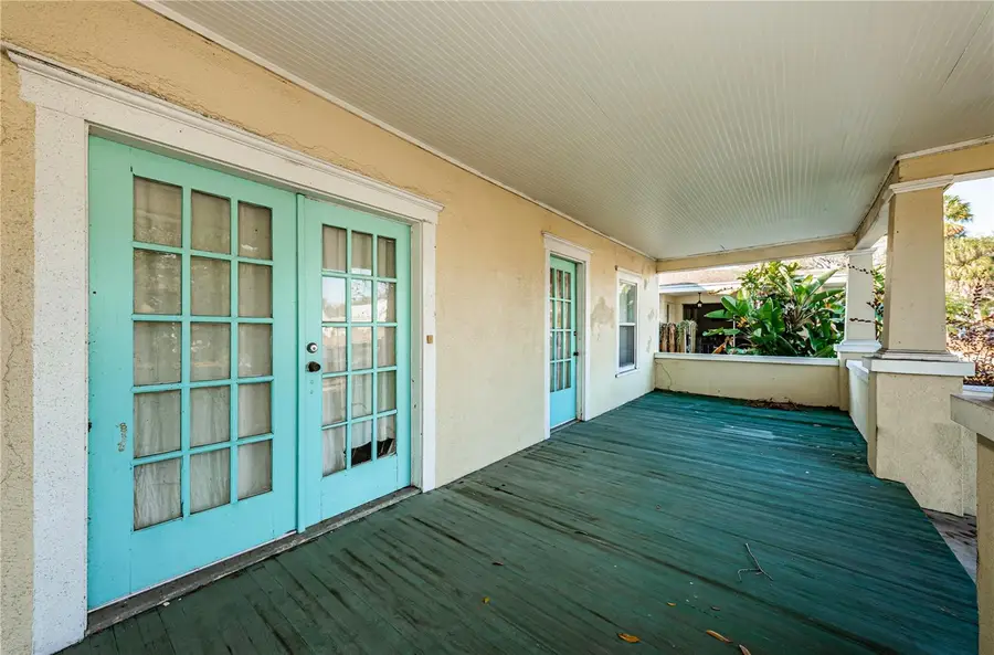 138 10th Avenue Ne, Saint Petersburg, FL 33701 - #2