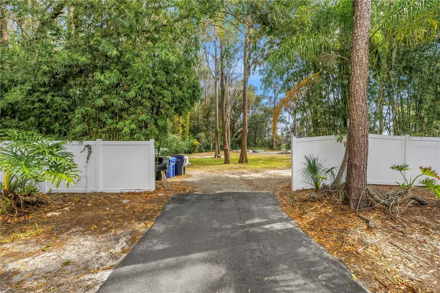 3400 Waterbridge Drive, Tampa, FL 33618 - #2