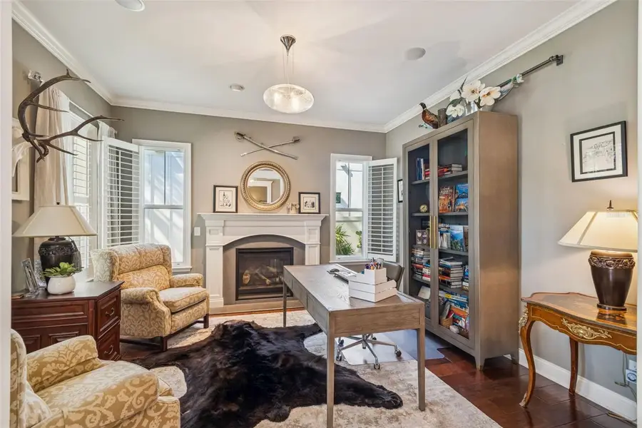 2907 W Hawthorne Road, Tampa, FL 33611 - #2