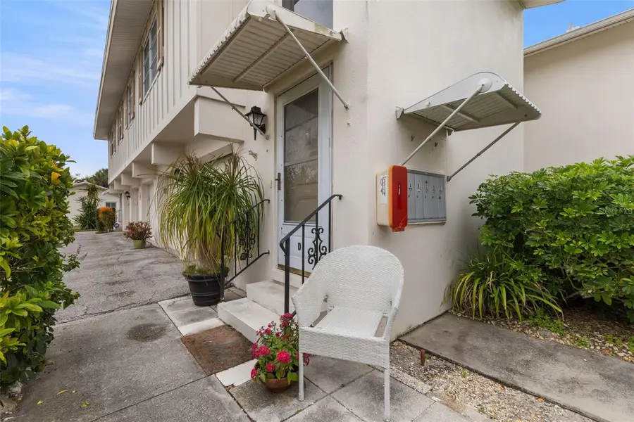 3275 37th Way S #D, Saint Petersburg, FL 33711 - #2