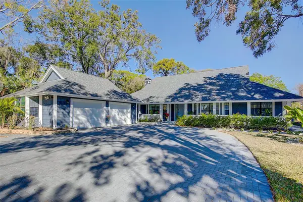 4202 Deepwater Lane, TAMPA, FL 33615