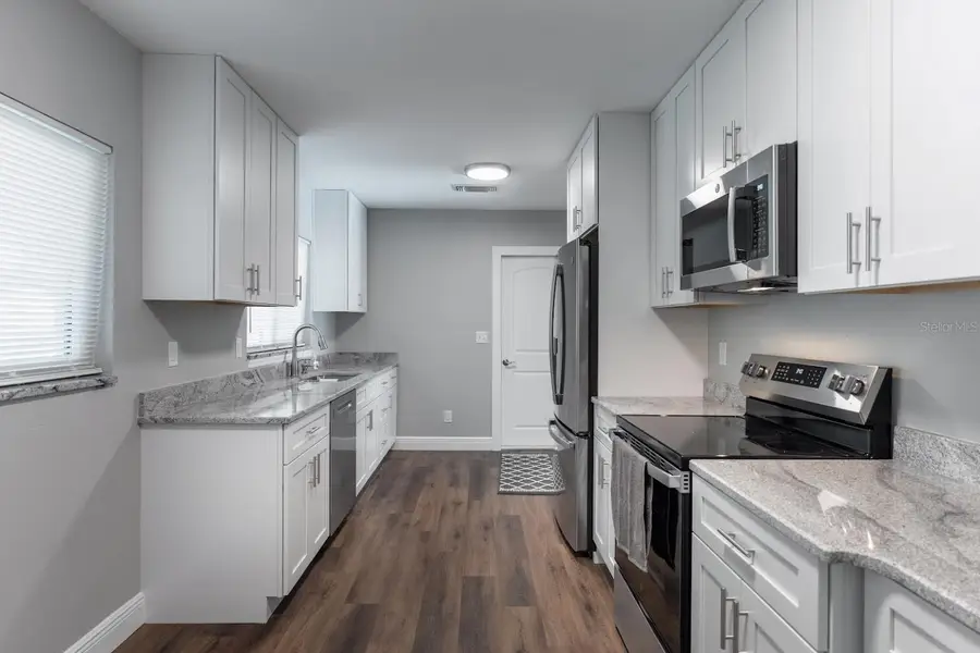 712 Camellia Court, Seffner, FL 33584 - #2