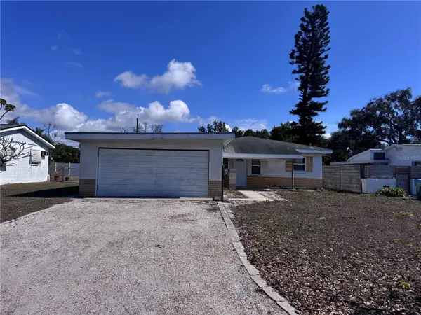 5713 Orange Road, SEMINOLE, FL 33772