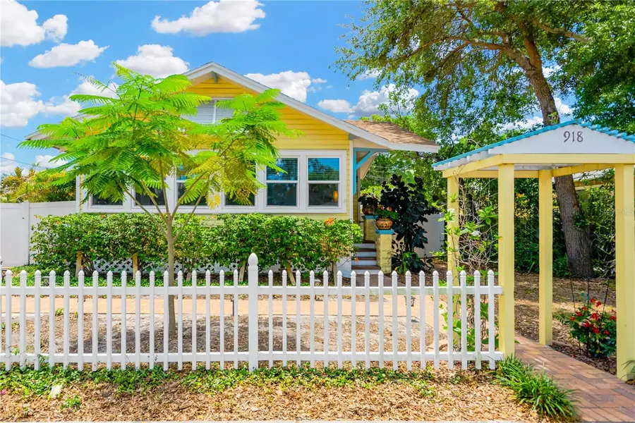 918 24th Avenue N, Saint Petersburg, FL 33704 - #2