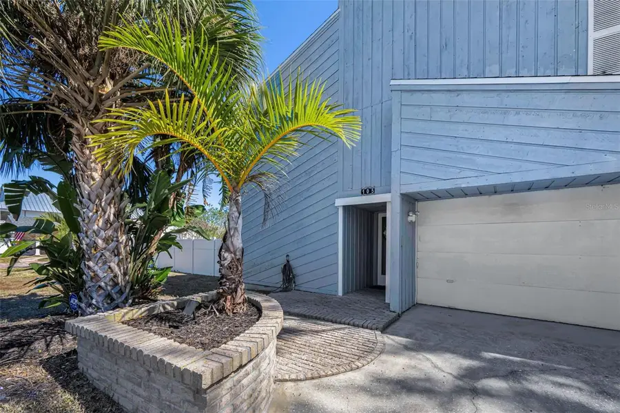 105 Peterson Lane, Palm Harbor, FL 34683 - #2