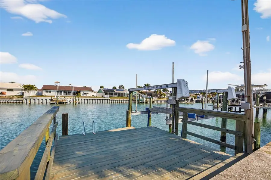 4426 43rd Street S, Saint Petersburg, FL 33702 - #3