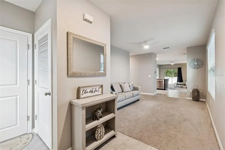 5221 Hillside Meadow Place, Tampa, FL 33610 - #3