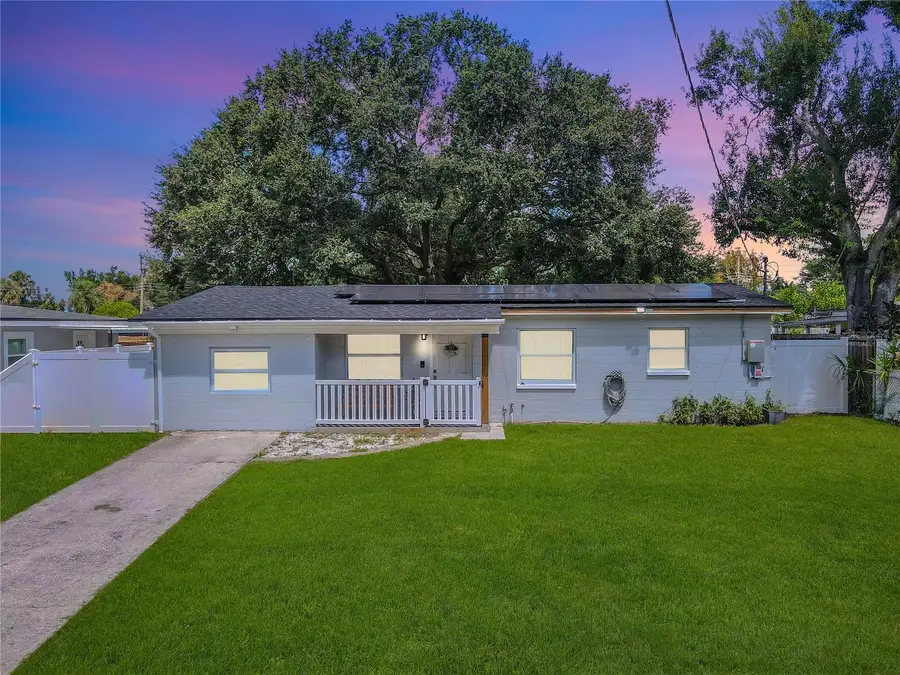 4210 E Sandalwood Circle S, Tampa, FL 33617 - #2