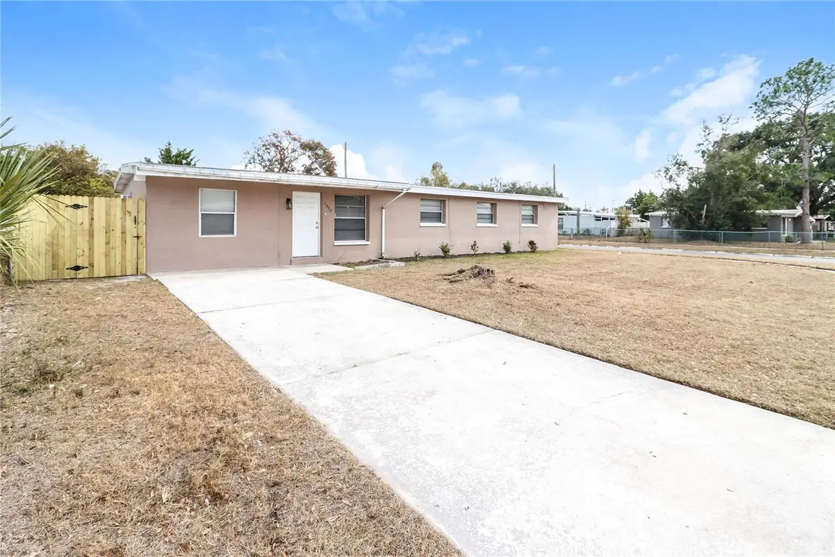 1332 Warrington Way, Tampa, FL 33619 - #1