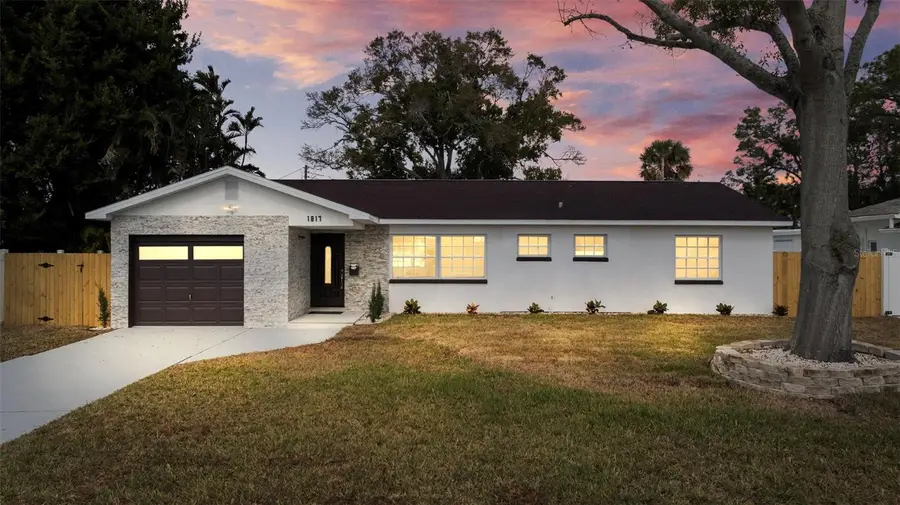 1817 Oregon Avenue Ne, Saint Petersburg, FL 33703 - #2