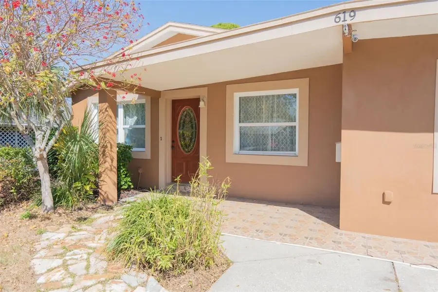 619 Garland Street N, Saint Petersburg, FL 33703 - #2