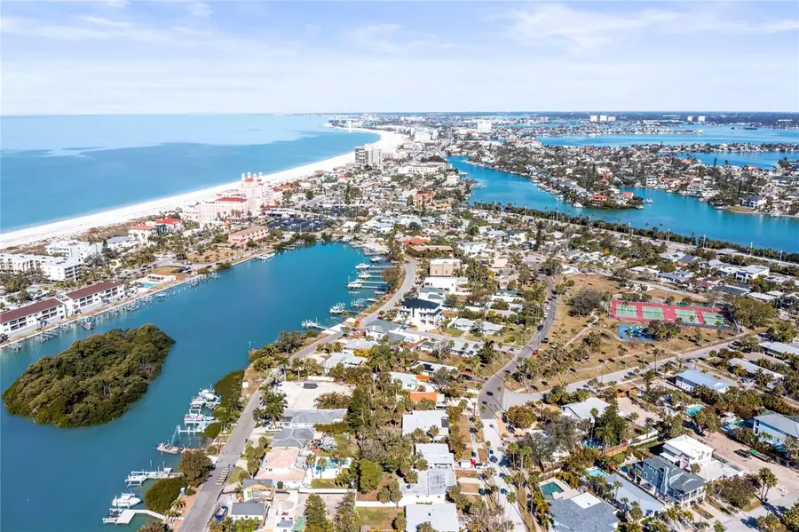 3110 W De Bazan Avenue, Saint Pete Beach, FL 33706 - #3