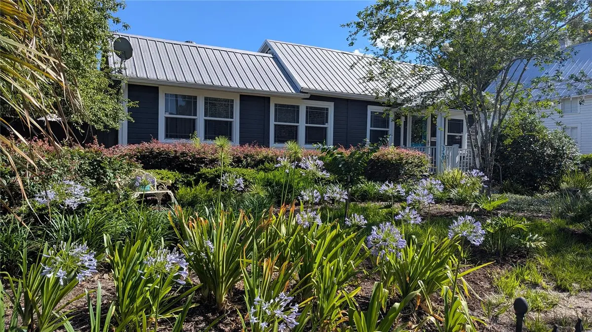 320 E Graves Avenue, Orange City, FL 32763 - #1