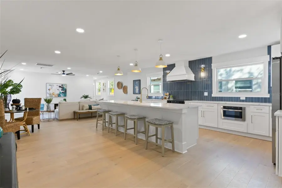 1610 15th Street N, Saint Petersburg, FL 33704 - #3