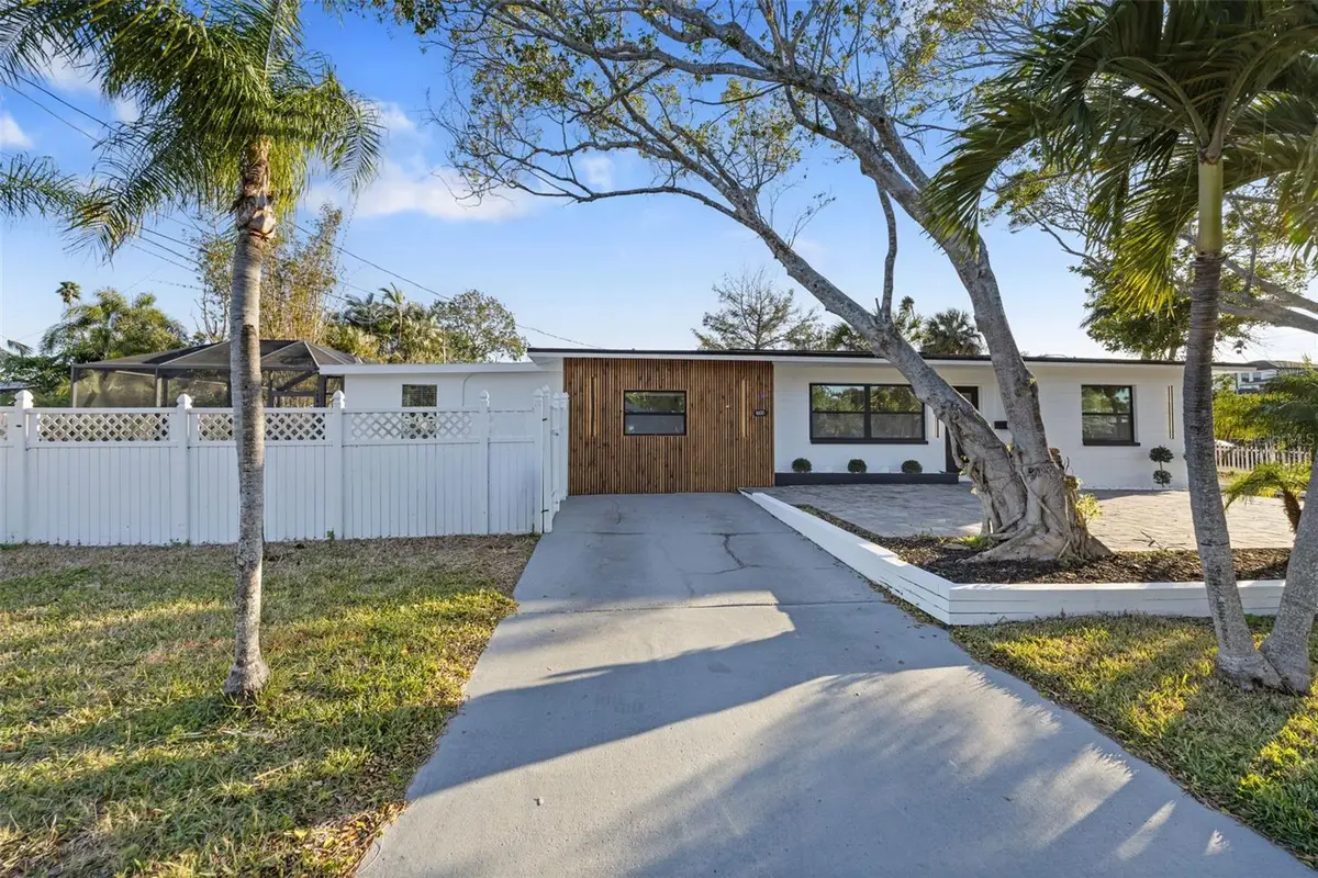 1600 Connecticut Avenue Ne, Saint Petersburg, FL 33703 - #1