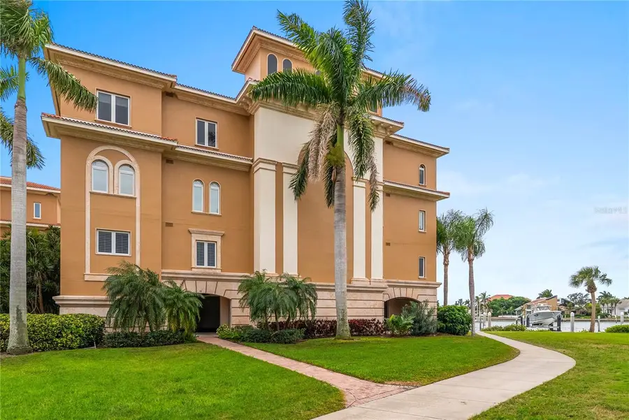 40 Bayview Court S #3, Saint Petersburg, FL 33711 - #2