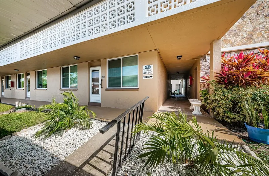 4915 Bay Street Ne #126, Saint Petersburg, FL 33703 - #2