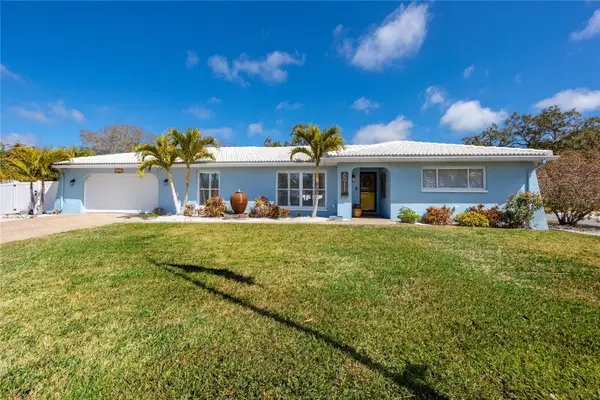 6911 121st Street, SEMINOLE, FL 33772