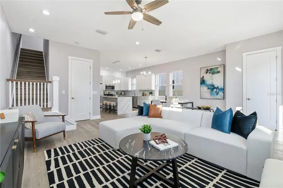 3267 Emerson Avenue S, Saint Petersburg, FL 33712 - #2