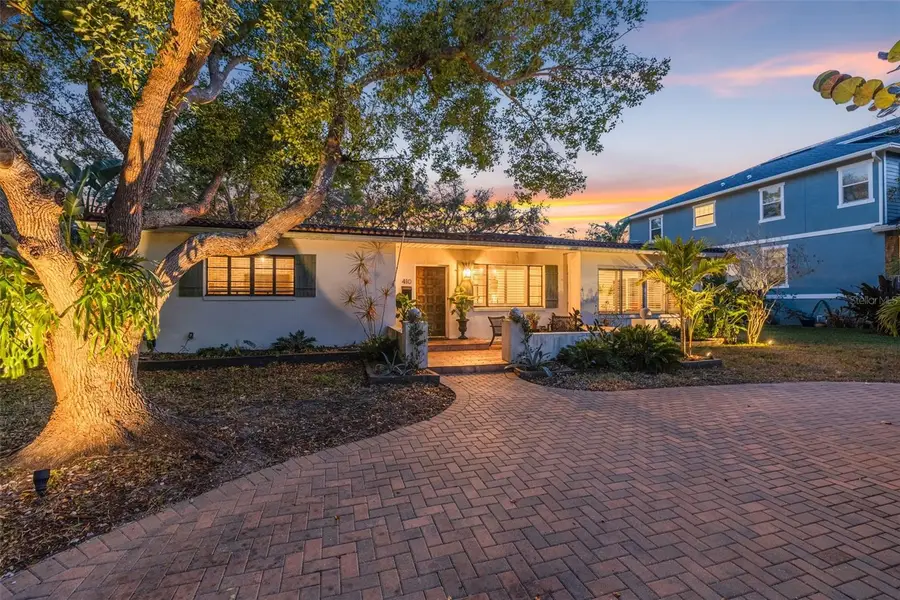 410 35th Avenue Ne, Saint Petersburg, FL 33704 - #2
