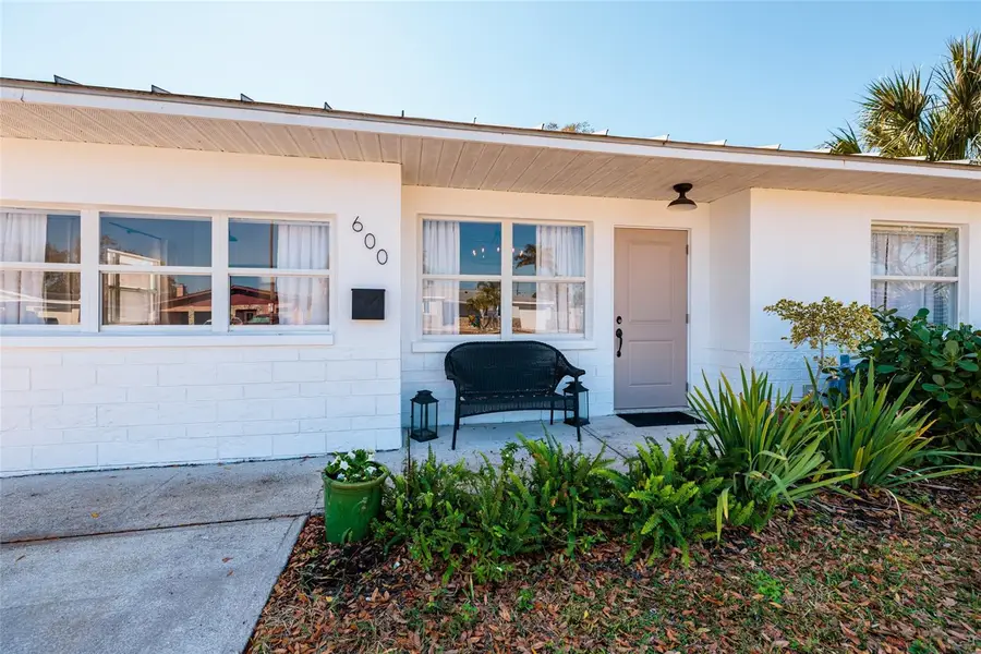 600 74th Avenue N, Saint Petersburg, FL 33702 - #2