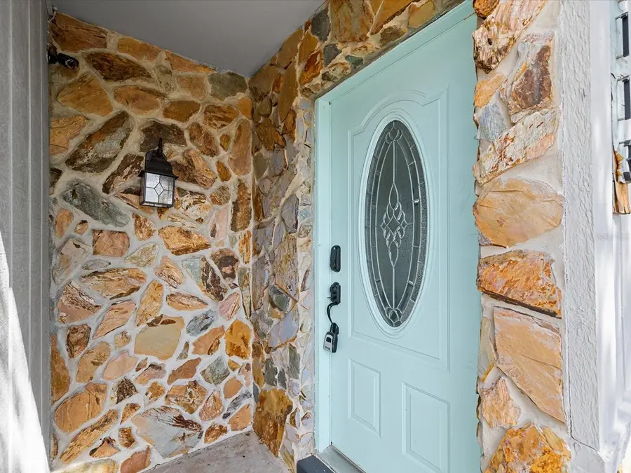 2113 W Perio Street, Tampa, FL 33612 - #2