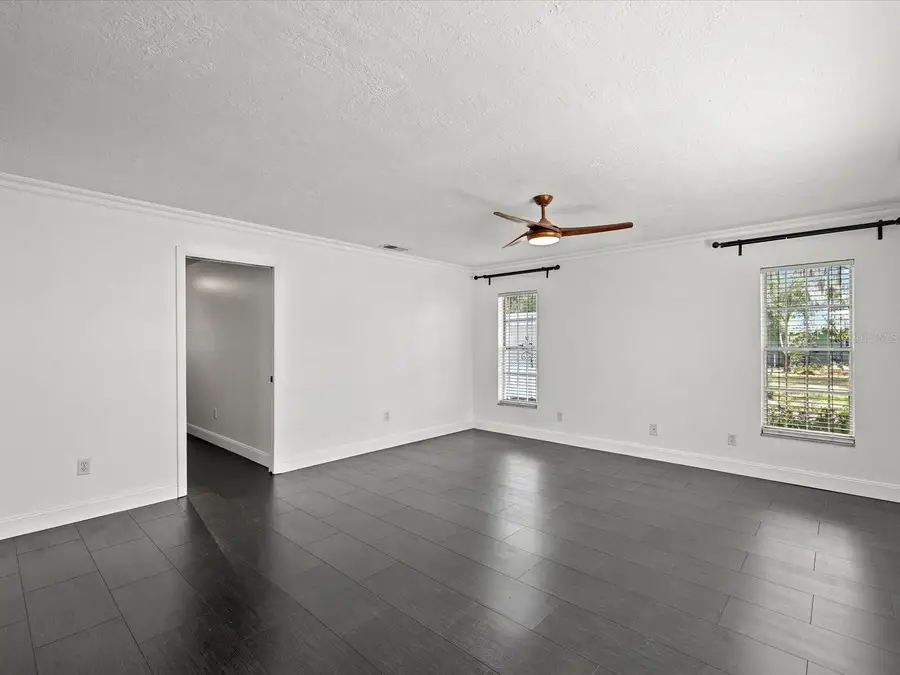 2113 W Perio Street, Tampa, FL 33612 - #3