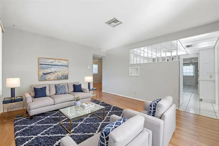 10449 53rd Avenue N, Saint Petersburg, FL 33708 - #2