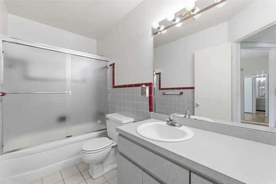 10449 53rd Avenue N, Saint Petersburg, FL 33708 - #3