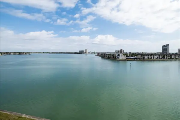 8001 Sailboat Key Boulevard S #406, ST PETE BEACH, FL 33707
