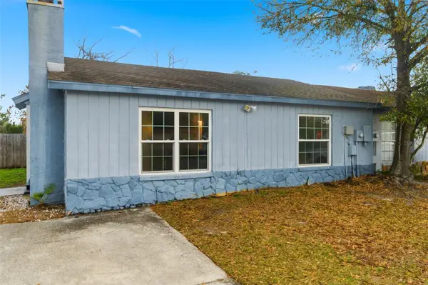 1245 Coolmont Drive, BRANDON, FL 33511