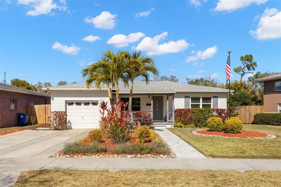 811 40th Avenue N, Saint Petersburg, FL 33703 - #2