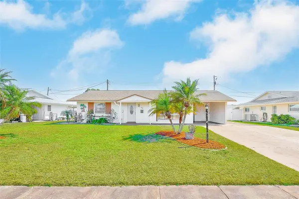 708 Tam O Shanter Avenue, SUN CITY CENTER, FL 33573