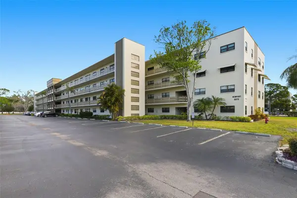 6070 80th Street N #403, ST PETERSBURG, FL 33709