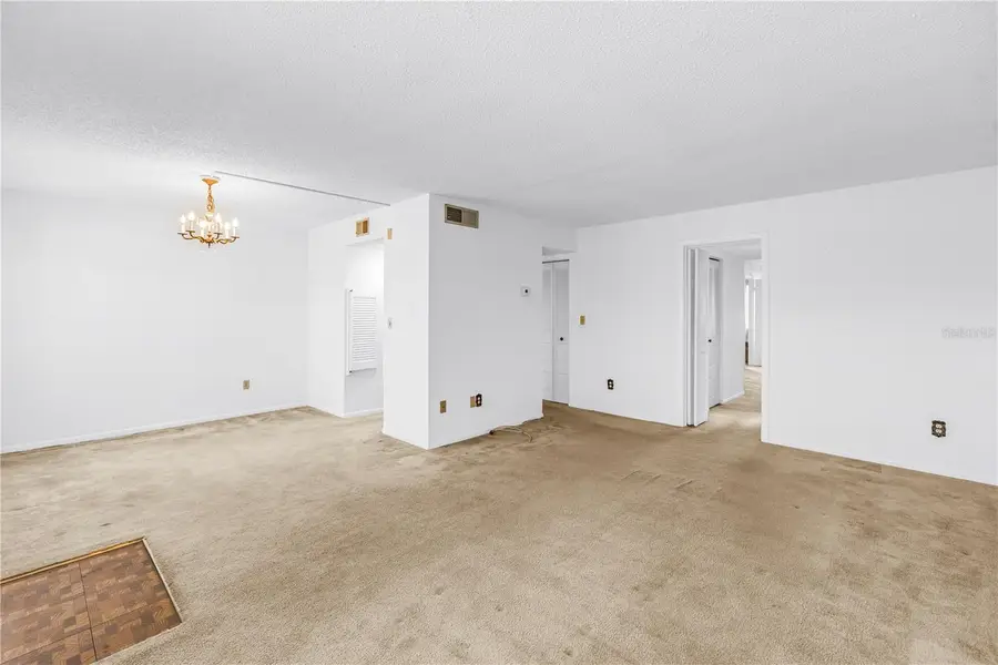 4920 Locust Street Ne #204, Saint Petersburg, FL 33703 - #2